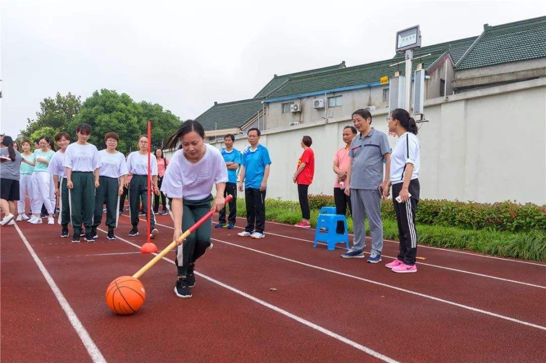 石家庄趣味运动会大全之 接力赶球